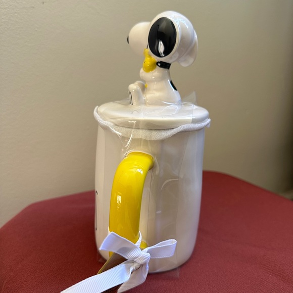 Rae Dunn Peanuts BEST FRIENDS Ceramic Mug With Snoopy and Woodstock Topper. - Picture 5 of 9